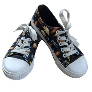 Philadelphia Eagles Football Youth Sneakers. FOCO Size 1-2